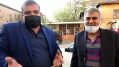 Evi yanan Suriyeli kadının imdadına İHA muhabirleri koştu Evi yanan Suriyeli kadının imdadına İHA muhabirleri koştu