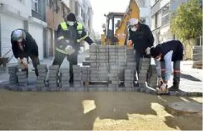Fen İşleri ekiplerinin yol ve kaldırım çalışmaları Fen İşleri ekiplerinin yol ve kaldırım çalışmaları