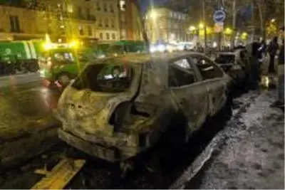 Son dakika haberi | Fransa'daki protestolar devam ediyor Son dakika haberi | Fransa'daki protestolar devam ediyor