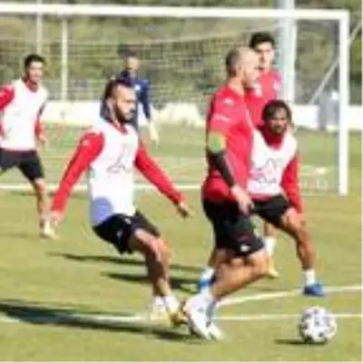 Fraport TAV Antalyaspor 8 eksikle Erzurum deplasmanında Fraport TAV Antalyaspor 8 eksikle Erzurum deplasmanında
