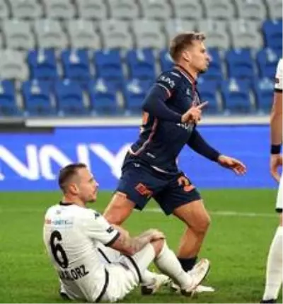 Medipol Başakşehir- Denizlispor karşılaşmasından notlar