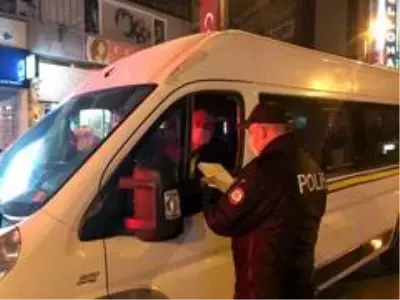 Hafta sonu kısıtlaması Malatya'yı sessizliğe bürüdü Hafta sonu kısıtlaması Malatya'yı sessizliğe bürüdü