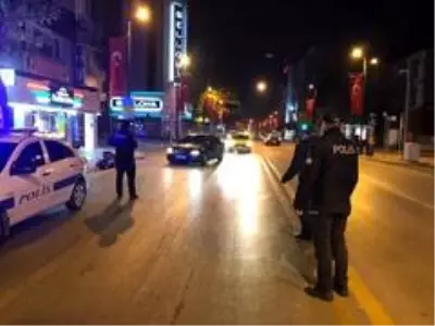 Hafta sonu kısıtlaması Malatya'yı sessizliğe bürüdü Hafta sonu kısıtlaması Malatya'yı sessizliğe bürüdü