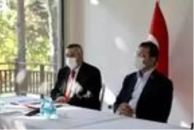 İETT ile özel halk otobüsü şirketleri arasında 'dönüşüm' anlaşması İETT ile özel halk otobüsü şirketleri arasında 'dönüşüm' anlaşması