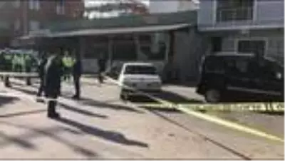 İki grup arasında silahlı kavga: 4 yaralı İki grup arasında silahlı kavga: 4 yaralı