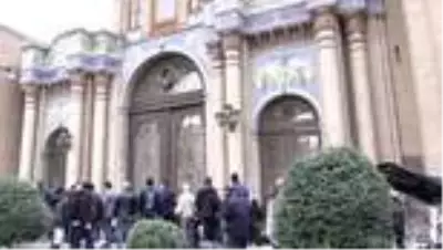 İranlı nükleer bilimcinin öldürülmesi protesto edildi İranlı nükleer bilimcinin öldürülmesi protesto edildi