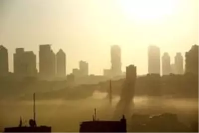 İstanbul'da sis etkili oldu İstanbul'da sis etkili oldu
