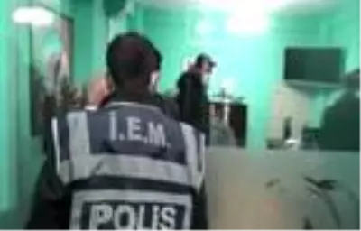 İstanbul'da yasa dışı bahis operasyonu; Şüpheliler böyle yakalandı İstanbul'da yasa dışı bahis operasyonu; Şüpheliler böyle yakalandı