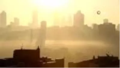 İstanbul'da sis etkili oldu İstanbul'da sis etkili oldu