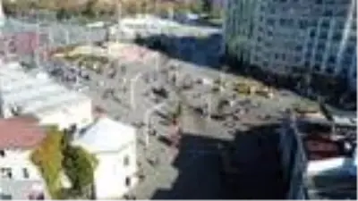 İstiklal Caddesi'nde hafta sonu yoğunluğu İstiklal Caddesi'nde hafta sonu yoğunluğu