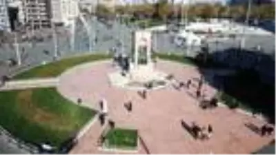 İstiklal Caddesi'nde hafta sonu yoğunluğu İstiklal Caddesi'nde hafta sonu yoğunluğu
