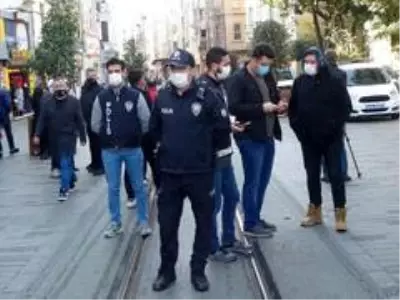 Son dakika haberleri! İstiklal Caddesi'nde korona virüs denetimi Son dakika haberleri! İstiklal Caddesi'nde korona virüs denetimi