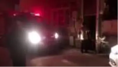 İtfaiye ekiplerinin kedi kurtarma operasyonu sonuçsuz kaldı İtfaiye ekiplerinin kedi kurtarma operasyonu sonuçsuz kaldı