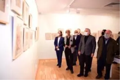 Kadırga Sanat Galerileri 'Ebru Sanatının Son 500 Yılı' sergisiyle açıldı Kadırga Sanat Galerileri 'Ebru Sanatının Son 500 Yılı' sergisiyle açıldı