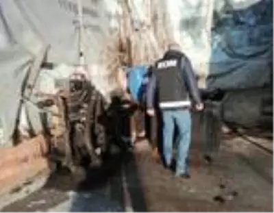 Son dakika haber... Kamu kurumlarına kalitesi düşük yakıt vererek milyonlarca liralık vurgun yapan şirkete operasyon: 23 tutuklama Son dakika haber... Kamu kurumlarına kalitesi düşük yakıt vererek milyonlarca liralık vurgun yapan şirkete operasyon: 23 tutuklama