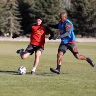 Kayserispor, Karagümrük maçı hazırlıklarını sürdürüyor Kayserispor, Karagümrük maçı hazırlıklarını sürdürüyor