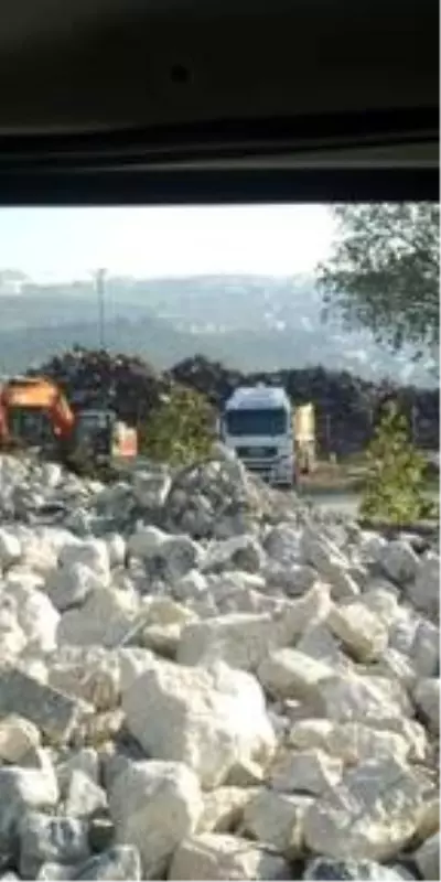 Kazı çalışması sırasında bulunan top mermisi imha edildi Kazı çalışması sırasında bulunan top mermisi imha edildi