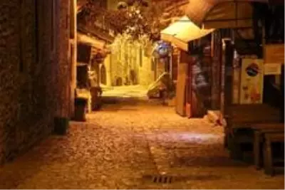 Niğde'de cadde ve sokaklarda sessizlik hakim Niğde'de cadde ve sokaklarda sessizlik hakim