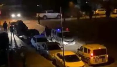 Son dakika haberleri... Kısıtlama saatlerinde sokakta tartıştılar 5 kişi gözaltına alındı Son dakika haberleri... Kısıtlama saatlerinde sokakta tartıştılar 5 kişi gözaltına alındı