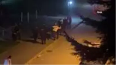 Son dakika haberleri... Kısıtlama saatlerinde sokakta tartıştılar 5 kişi gözaltına alındı Son dakika haberleri... Kısıtlama saatlerinde sokakta tartıştılar 5 kişi gözaltına alındı