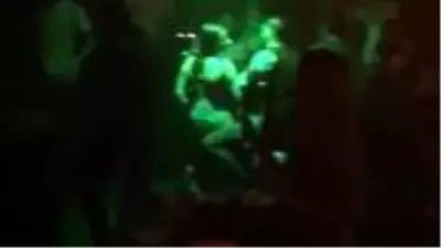 Korona kurallarının hiçe sayıldığı gece kulübüne polis baskını Korona kurallarının hiçe sayıldığı gece kulübüne polis baskını