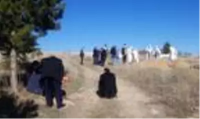 Koronavirüse yenik düşen 22 yaşındaki hemşire toprağa verildi Koronavirüse yenik düşen 22 yaşındaki hemşire toprağa verildi