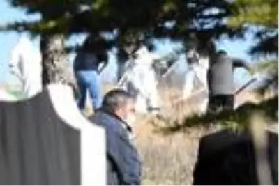 Koronavirüse yenik düşen 22 yaşındaki hemşire toprağa verildi Koronavirüse yenik düşen 22 yaşındaki hemşire toprağa verildi