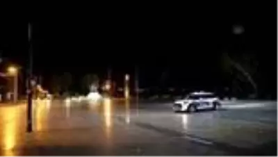 ESKİŞEHİR/ÇANAKKALE - Kovid-19 tedbirleri kapsamında sokağa çıkma kısıtlaması başladı ESKİŞEHİR/ÇANAKKALE - Kovid-19 tedbirleri kapsamında sokağa çıkma kısıtlaması başladı
