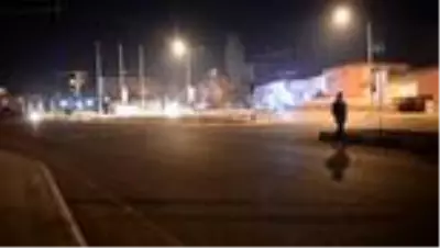 Kovid-19 tedbirleri kapsamında sokağa çıkma kısıtlaması başladı Kovid-19 tedbirleri kapsamında sokağa çıkma kısıtlaması başladı