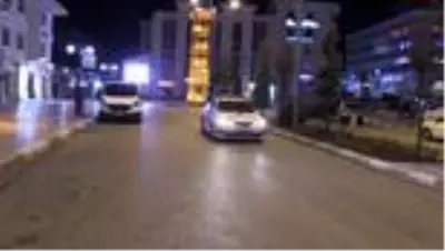 Kovid-19 tedbirleri kapsamında sokağa çıkma kısıtlaması Kovid-19 tedbirleri kapsamında sokağa çıkma kısıtlaması