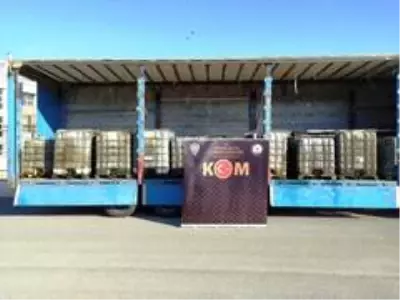 Son dakika haber! Kütahya'da 30 bin litre kaçak akaryakıt ele geçirildi Son dakika haber! Kütahya'da 30 bin litre kaçak akaryakıt ele geçirildi
