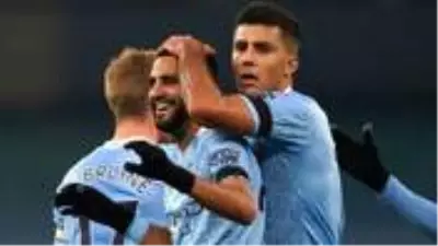 Manchester City, evinde Burnley'yi 5-0 yendi Manchester City, evinde Burnley'yi 5-0 yendi