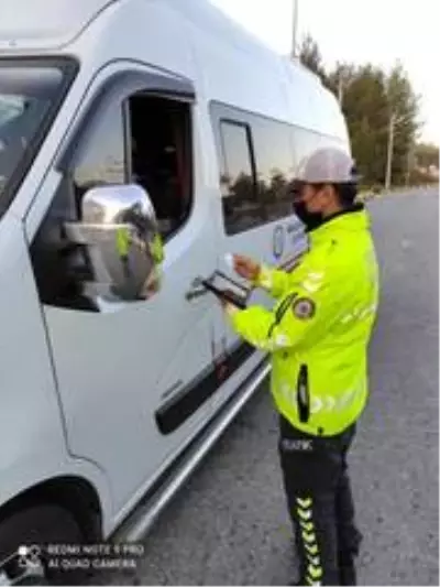 Marmaris'te toplu taşıma araçlarında Korona virüs denetimi yapıldı Marmaris'te toplu taşıma araçlarında Korona virüs denetimi yapıldı
