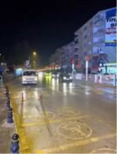 Niğde'de cadde ve sokaklarda sessizlik hakim Niğde'de cadde ve sokaklarda sessizlik hakim