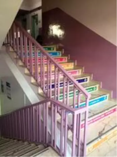 Okullarda fiziki tadilat yapılıyor Okullarda fiziki tadilat yapılıyor