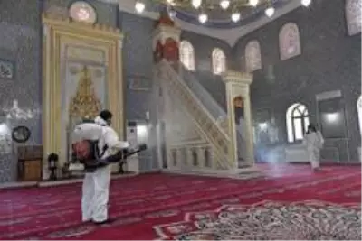 Osmangazi'de her noktada dezenfeksiyon Osmangazi'de her noktada dezenfeksiyon