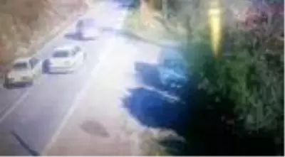 Son dakika haberi... Sakarya'da utandıran görüntüler... Sürücünün yavru köpeğe çarpıp kaçtığı anlar kamerada Son dakika haberi... Sakarya'da utandıran görüntüler... Sürücünün yavru köpeğe çarpıp kaçtığı anlar kamerada