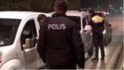 Son dakika haberleri: Şanlıurfa'nın cadde ve meydanları boşaldı Son dakika haberleri: Şanlıurfa'nın cadde ve meydanları boşaldı