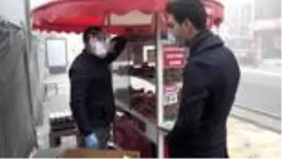 Simitçi HES kodu olmayana simit satmıyor Simitçi HES kodu olmayana simit satmıyor