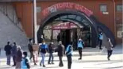 Sivas'ın sevilen dedesi son yolculuğuna uğurlandı Sivas'ın sevilen dedesi son yolculuğuna uğurlandı