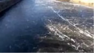 Soğuk hava günlük hayatı olumsuz etkiliyor Soğuk hava günlük hayatı olumsuz etkiliyor