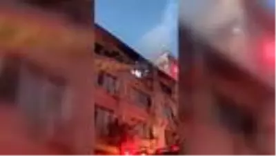Son dakika haberi | Söndürülen yangın sonrası otelin çatı katında ceset bulundu Son dakika haberi | Söndürülen yangın sonrası otelin çatı katında ceset bulundu
