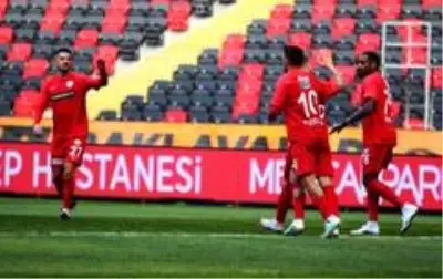 Süper Lig: Gaziantep FK: 2 Yeni Malatyaspor: 2 (Maç sonucu) Süper Lig: Gaziantep FK: 2 Yeni Malatyaspor: 2 (Maç sonucu)