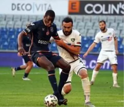 Süper Lig: Medipol Başakşehir: 3 - Denizlispor: 3 (Maç sonucu) Süper Lig: Medipol Başakşehir: 3 - Denizlispor: 3 (Maç sonucu)