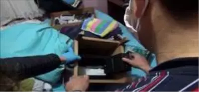 Yakalanan sözde imamın evindeki taburenin altından 40 bin dolar çıktı Yakalanan sözde imamın evindeki taburenin altından 40 bin dolar çıktı