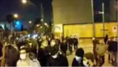 - Tahran'da nükleer fizikçi suikastı öğrenciler tarafından protesto edildi - Tahran'da nükleer fizikçi suikastı öğrenciler tarafından protesto edildi