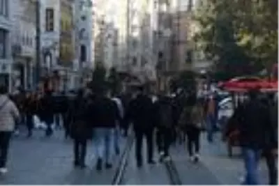 Maske takmadığı için ceza yazılmak istenen kadın, polise zor anlar yaşattı: Başlarım senin şovuna Maske takmadığı için ceza yazılmak istenen kadın, polise zor anlar yaşattı: Başlarım senin şovuna