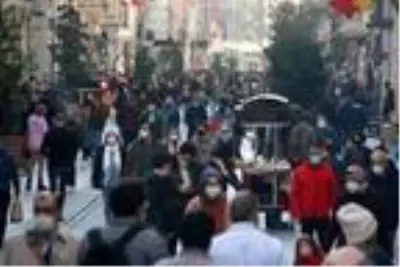 Maske takmadığı için ceza yazılmak istenen kadın, polise zor anlar yaşattı: Başlarım senin şovuna Maske takmadığı için ceza yazılmak istenen kadın, polise zor anlar yaşattı: Başlarım senin şovuna
