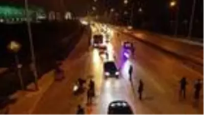 Uygulama noktasından kaçan alkollü sürücü, kovalamaca sonucu yakalandı Uygulama noktasından kaçan alkollü sürücü, kovalamaca sonucu yakalandı