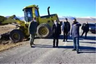 Vali Hüseyin Öner, Yalnızçam Kayak Merkezinde incelemelerde bulundu Vali Hüseyin Öner, Yalnızçam Kayak Merkezinde incelemelerde bulundu